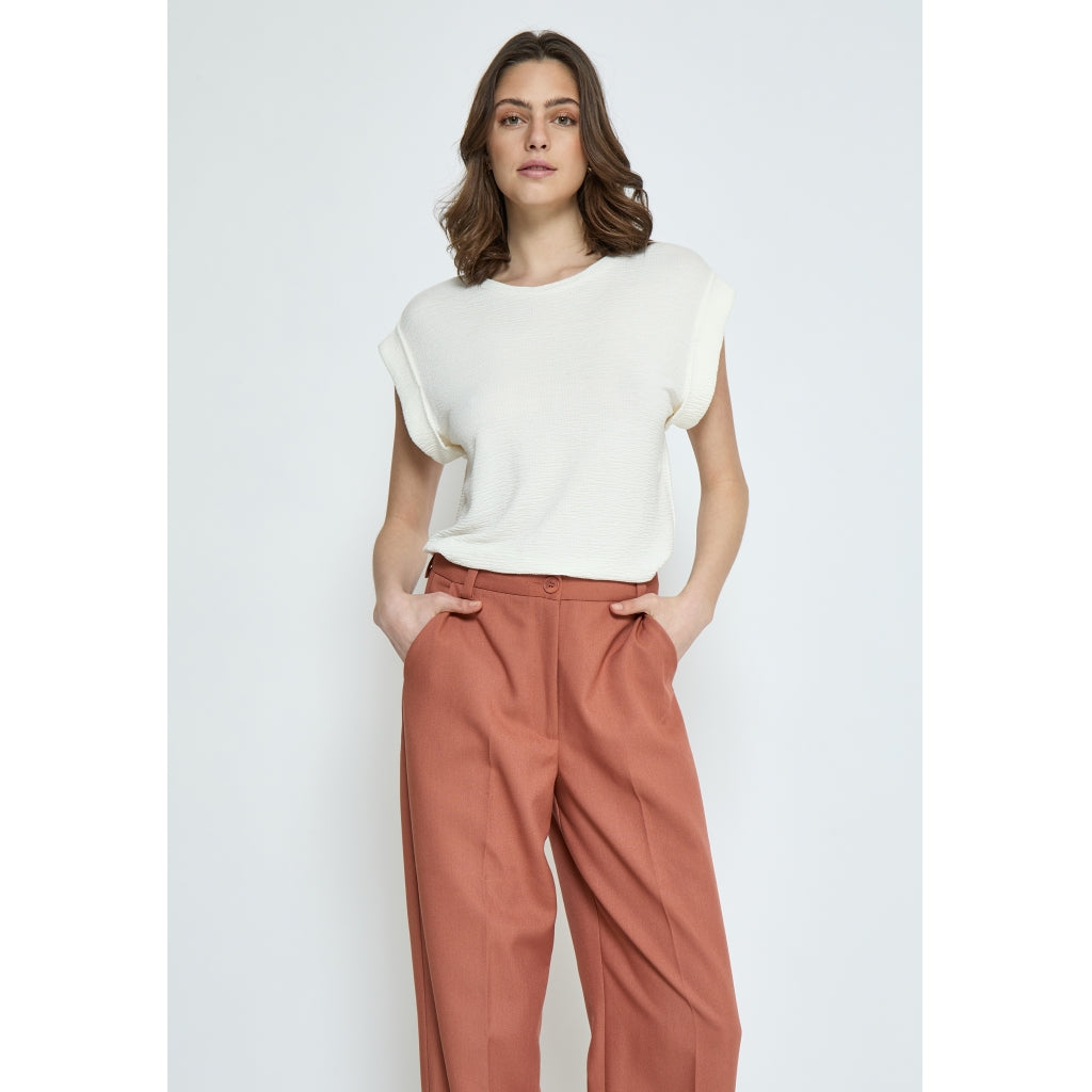 PEPPERCORN AVERLY WIDE CUFF T-SHIRT | WIT