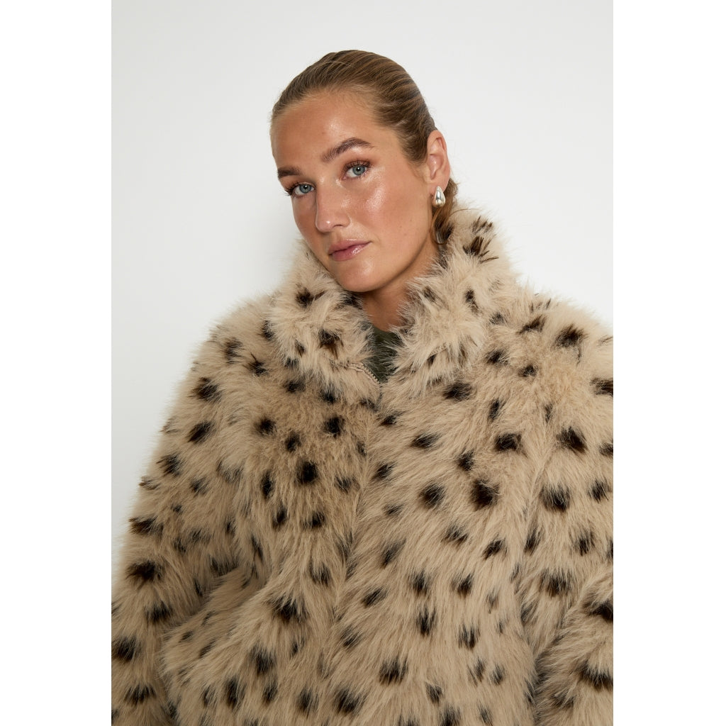 PEPPERCORN RANDIA FAUX FUR JACKET