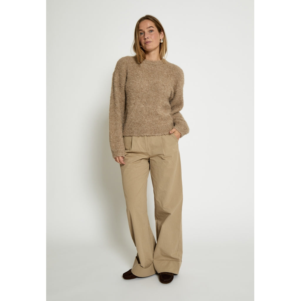 DESIRES KAIA BOUCLE KNIT PULLOVER | ZAND