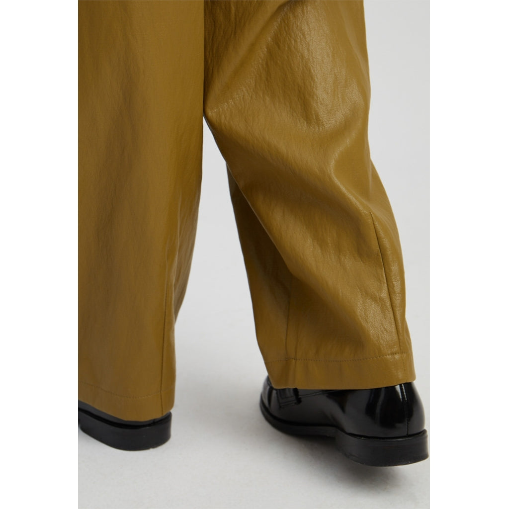 PEPPERCORN SAGE NAMIRA PANTS | PLANTATION GREEN
