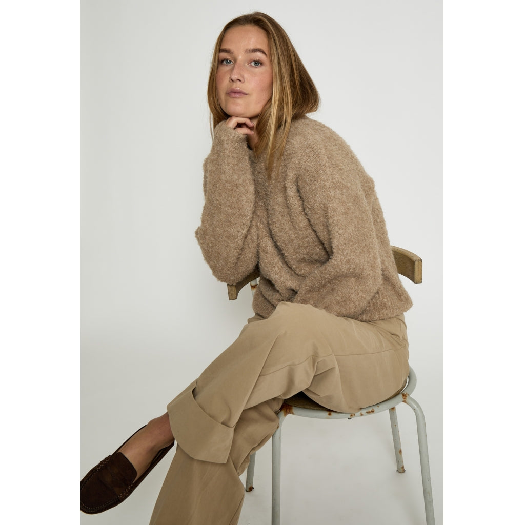 DESIRES KAIA BOUCLE KNIT PULLOVER | ZAND