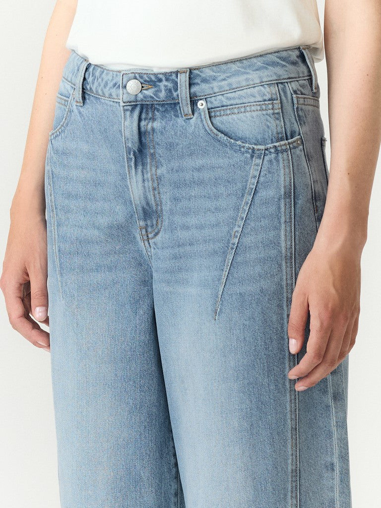 YAS SKY HW BARREL JEANS S.