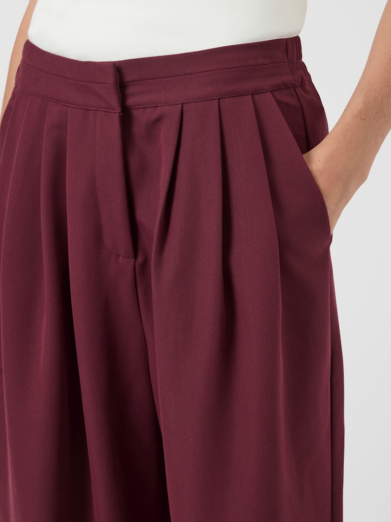 YAS DAKOTA HW PANT | PORT ROYALE
