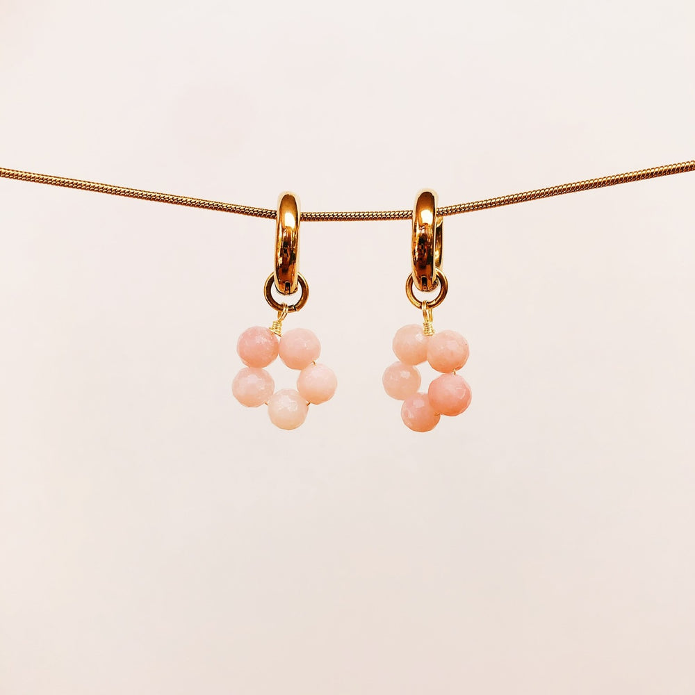 CHUNKY FLOWER EARRING