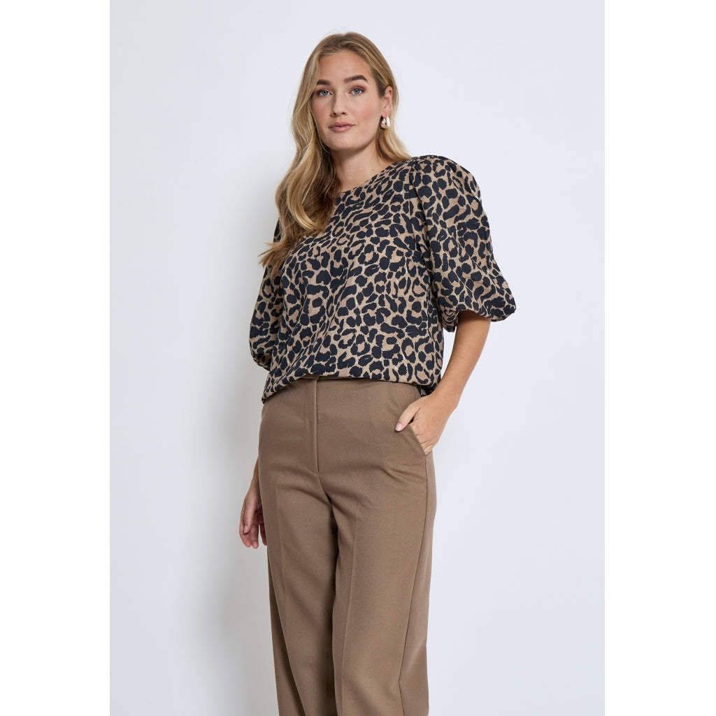 PEPPERCORN TYRELL LEO BLOUSE