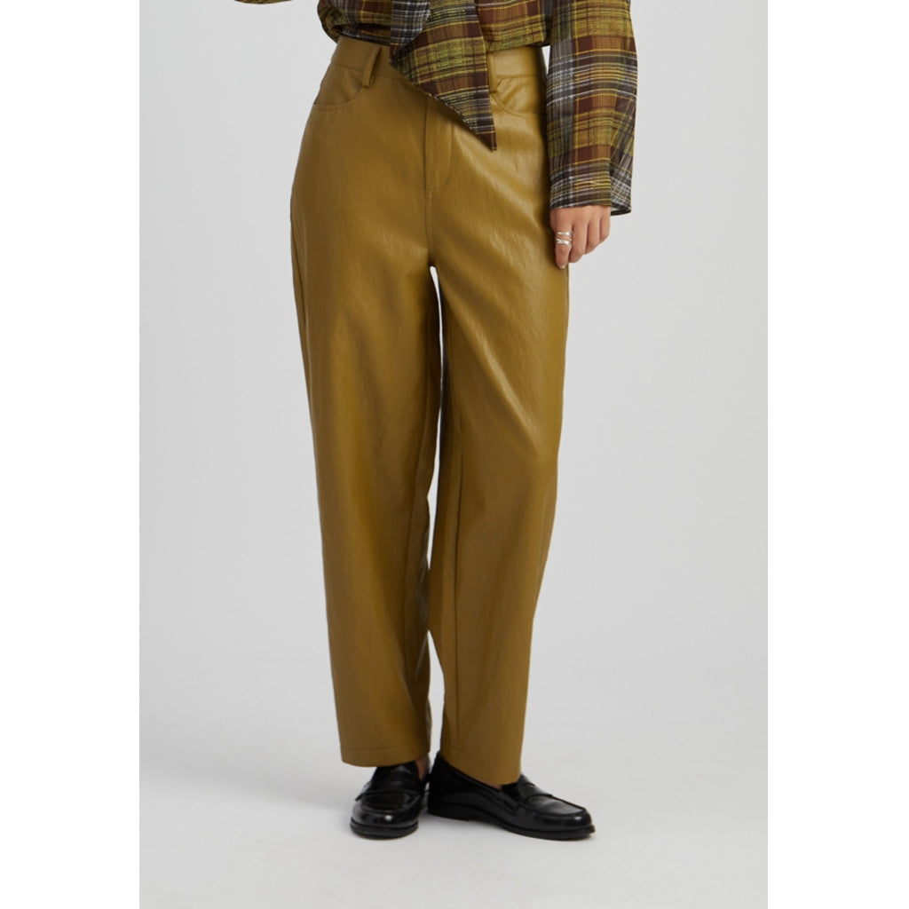 PEPPERCORN SAGE NAMIRA PANTS | PLANTATION GREEN