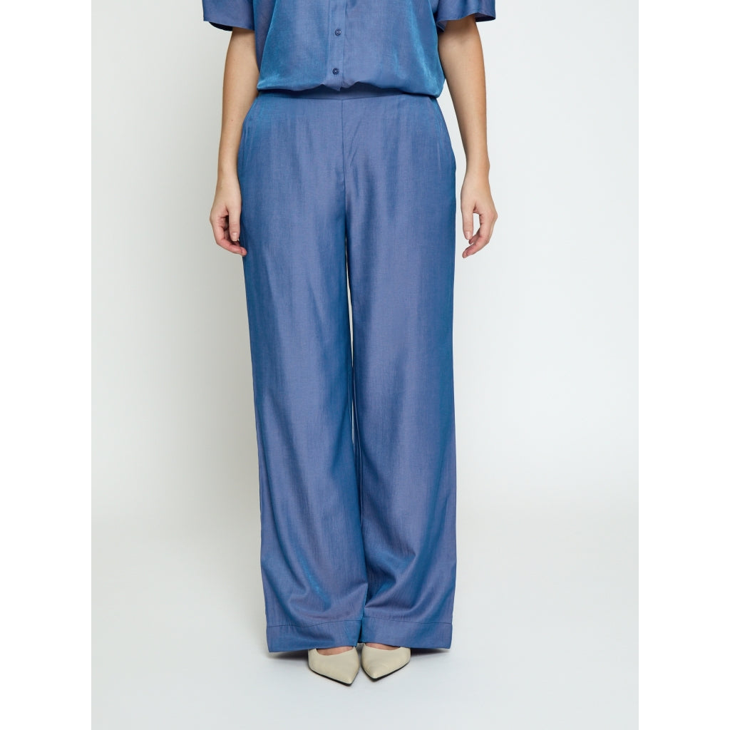 PEPPERCORN BEA WIDE PANT | DENIM
