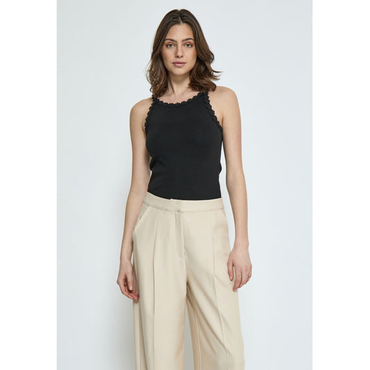 PEPPERCORN ALICE GOTS STRAP TOP | ZWART