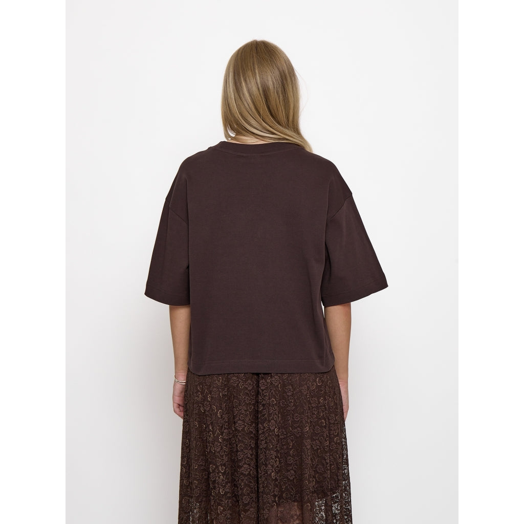 PEPPERCORN FIOLA GOTS T-SHIRT | BROWN