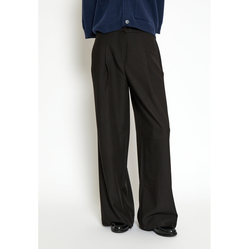 PEPPERCORN TASHIA WIDE PANT | BLACK