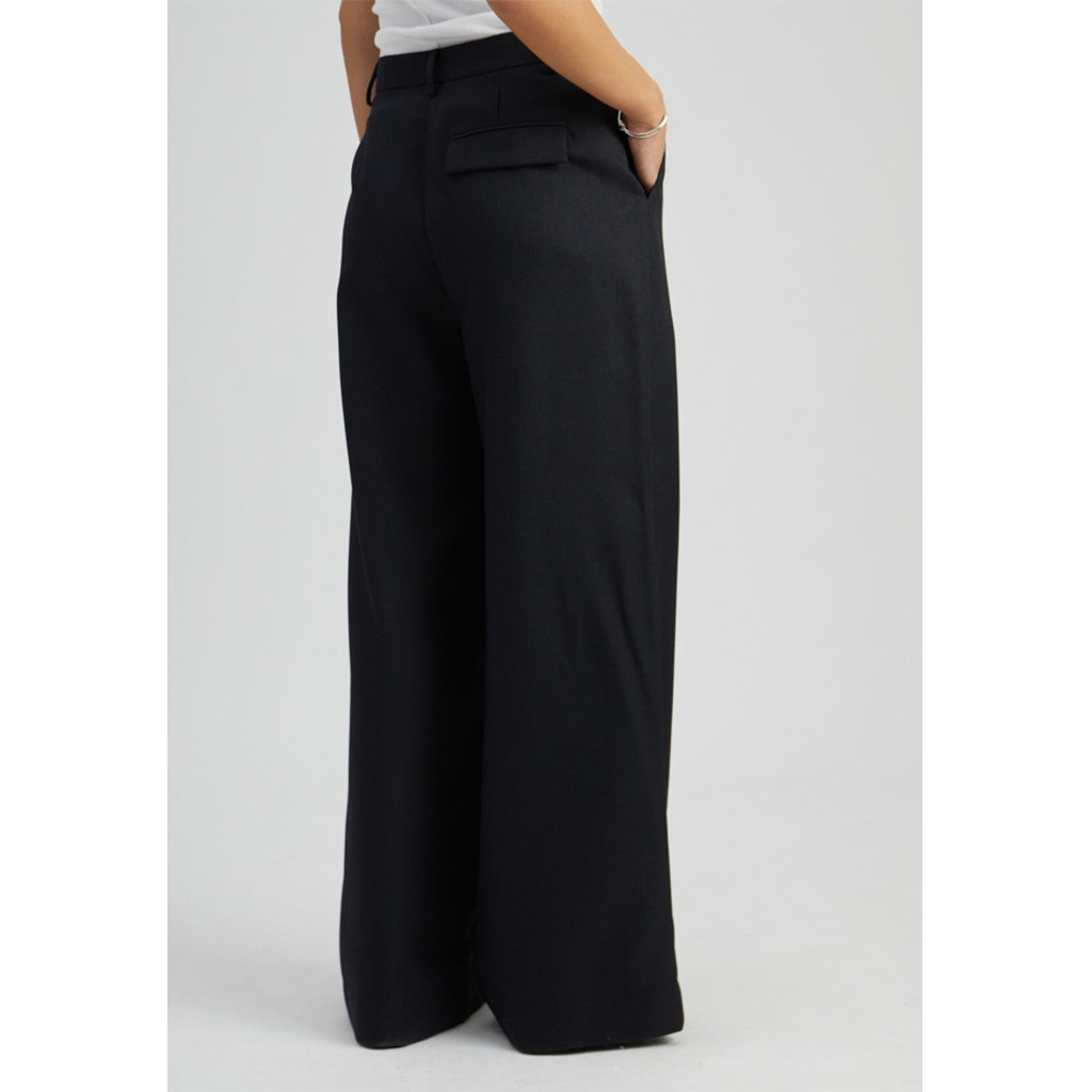 PEPPERCORN TANNE PANT | BLACK