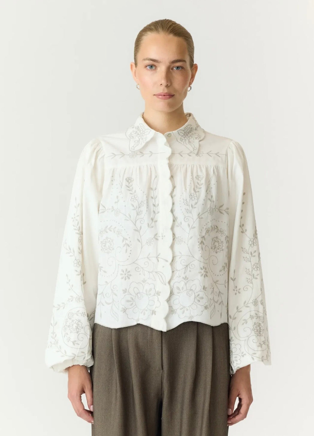 YAS GREYA LS EMBROIDERED SHIRT