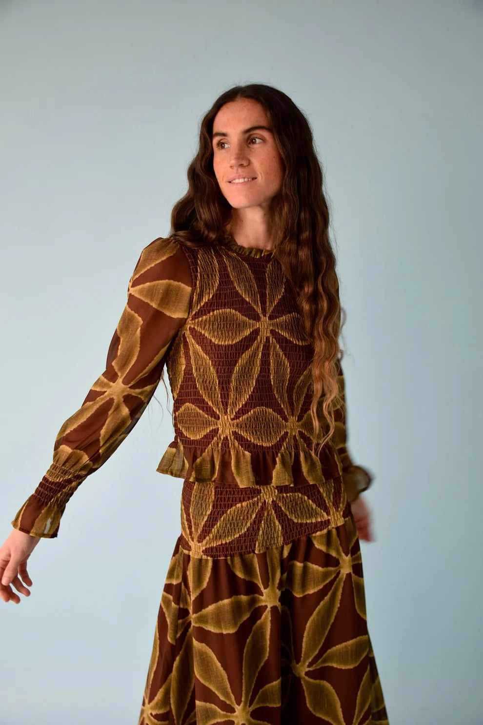 MIND TRAVELER SMOCK TOP MET BRUIN/GROENE BLOEMENPRINT