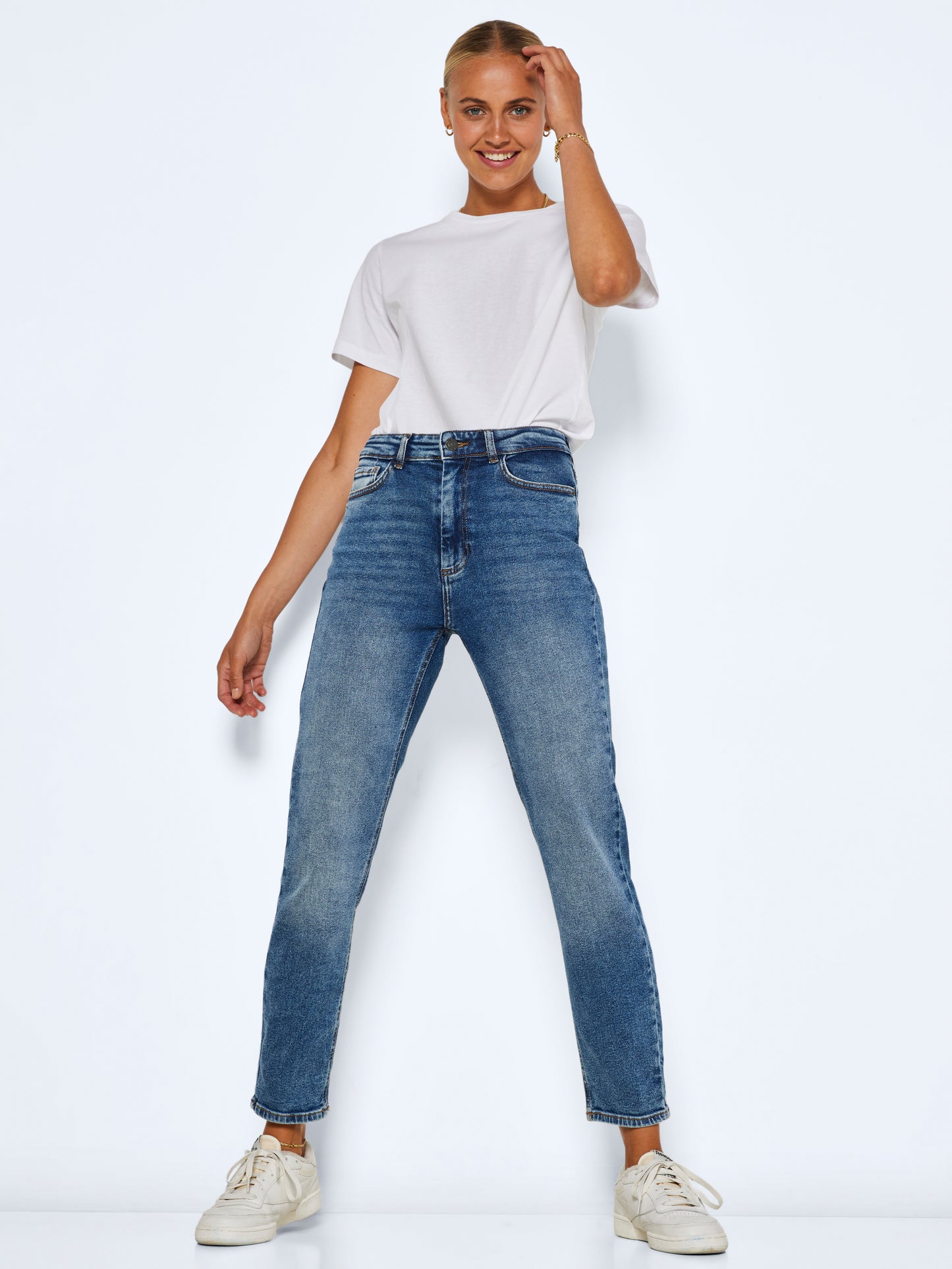 NOISY MAY MONI HW ST ANK JEANS | MEDIUM BLUE DENIM