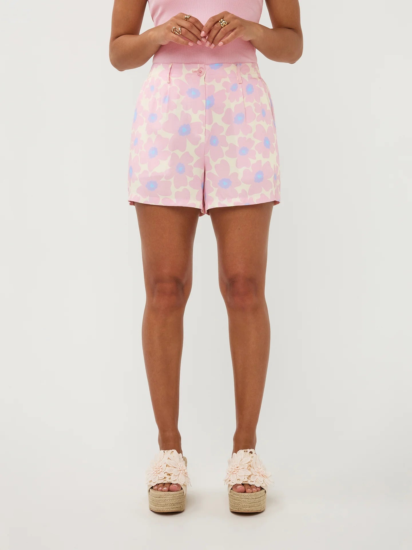 YDENCE SHORT NADIA | SOFT PINK FLOWER