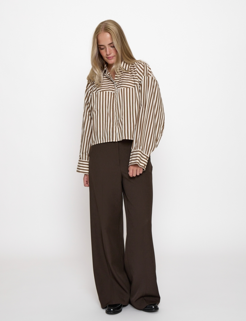 PEPPERCORN SADIE SHIRT | BRUIN