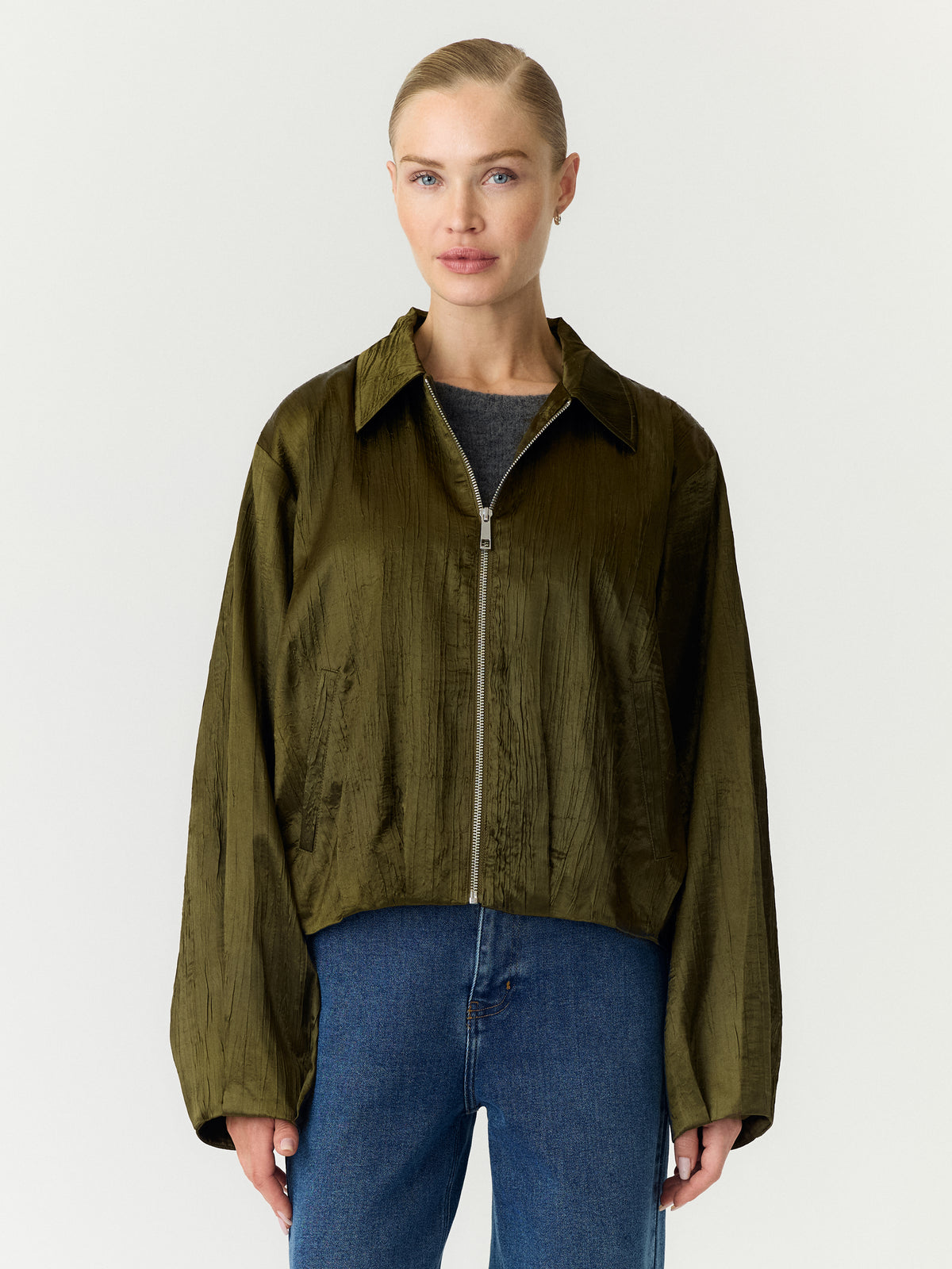 YAS TIRA BOMBER