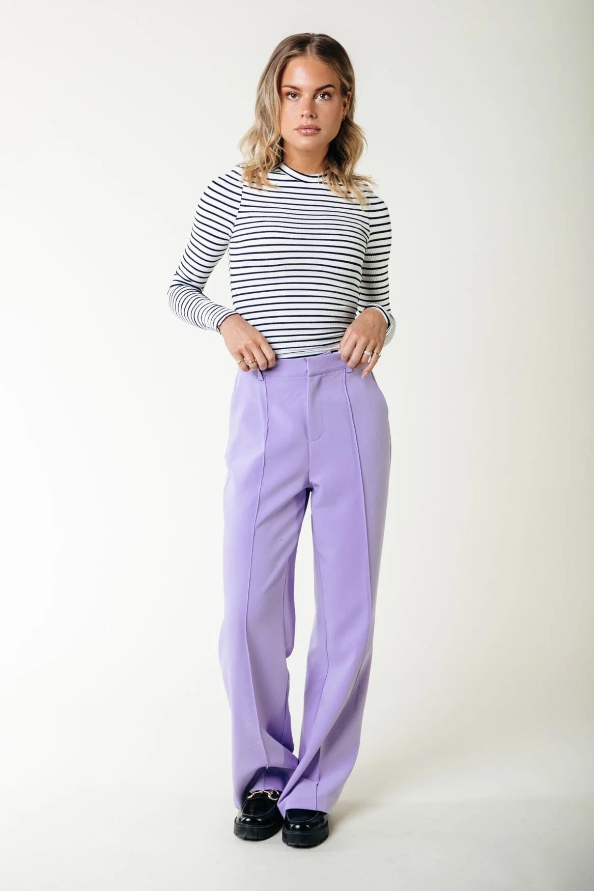 COLOURFUL REBEL JESSIE STRIPE RIB LONG SLEEVE TOP | WIT/D0NKERBLAUW